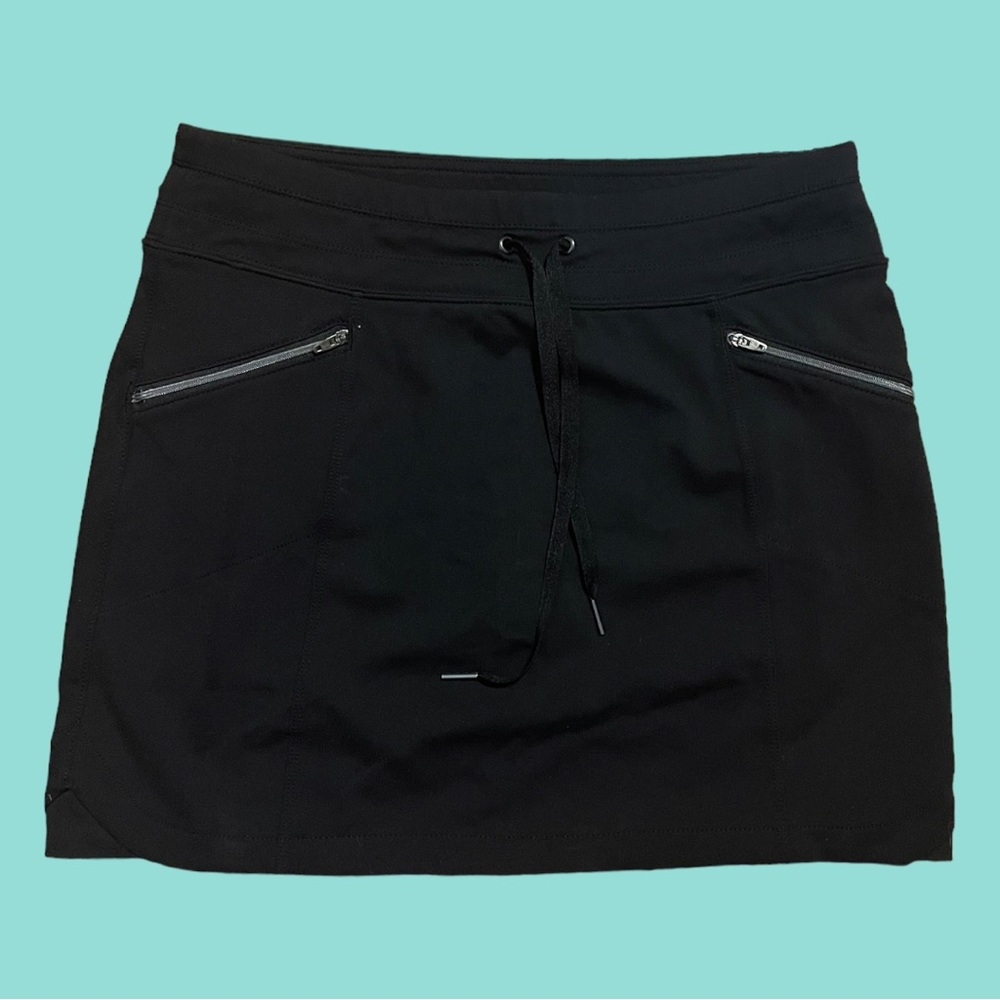 Athleta Metro Zipper Athletic Skort
